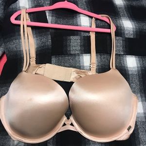 VS Nude Bra